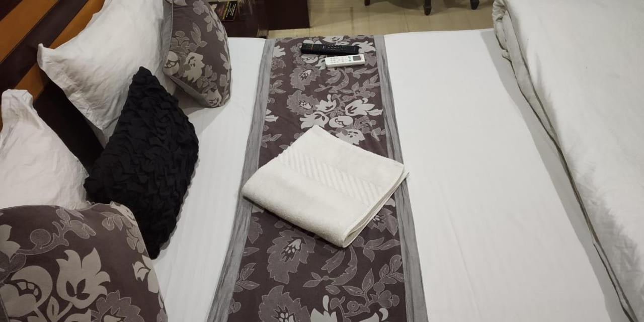 Adb Rooms Udhav Palace Yeni Delhi Dış mekan fotoğraf