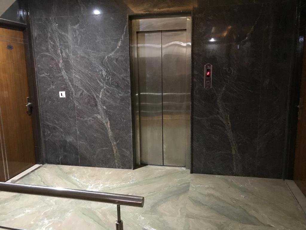 Adb Rooms Udhav Palace Yeni Delhi Dış mekan fotoğraf