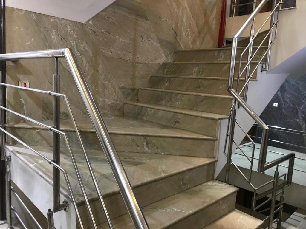 Adb Rooms Udhav Palace Yeni Delhi Dış mekan fotoğraf